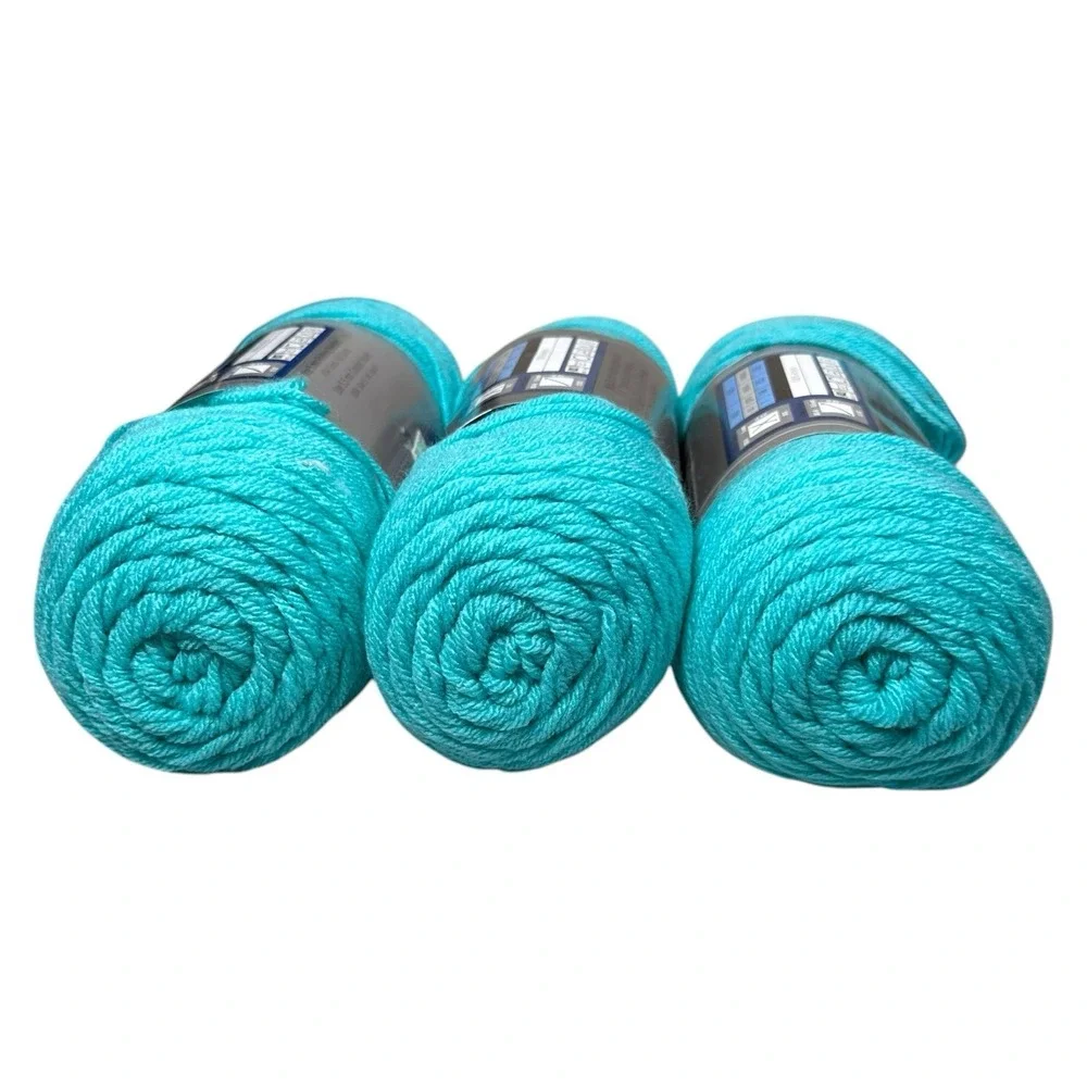 I Love This Yarn! lot love